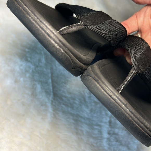 FITFLOP Surfa Thong Sandal Black Wide Strap Wedge Comfort AB3-001 Cushion 8 - Picture 10 of 16